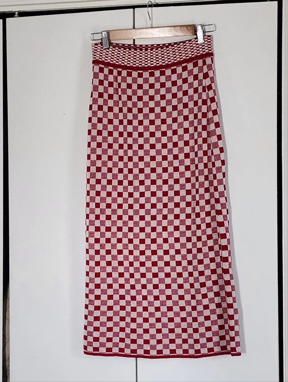 Cecilia Prado chic red